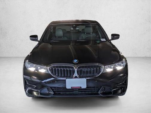 2020 BMW 330 i