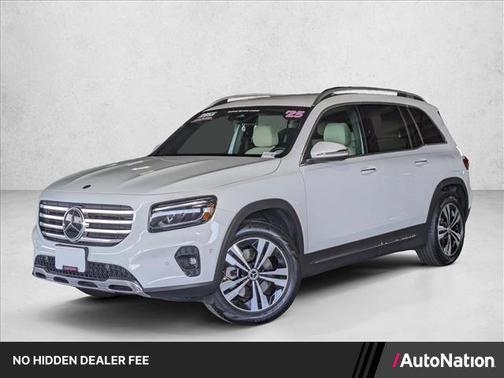 Polar White 2025 Mercedes-Benz GLB 250 4MATIC