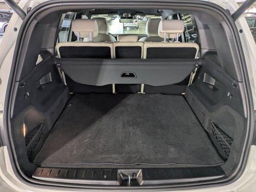 Polar White 2025 Mercedes-Benz GLB 250 Base