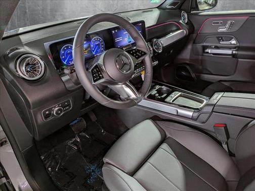 2025 Mercedes-Benz EQB 300 4MATIC