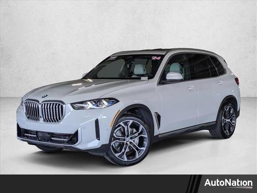 Mineral White Metallic 2024 BMW X5 sDrive40i