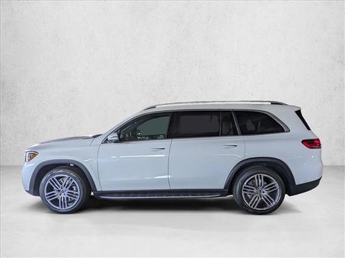 Polar White 2026 Mercedes-Benz GLS 450 4MATIC