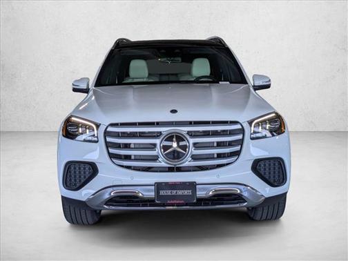 Polar White 2026 Mercedes-Benz GLS 450 4MATIC