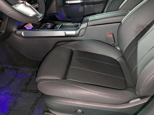 2025 Mercedes-Benz GLB 250 Base