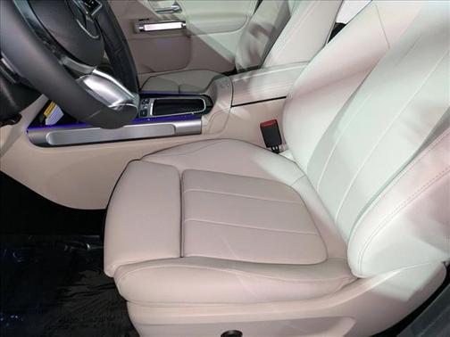 2025 Mercedes-Benz GLB 250 4MATIC