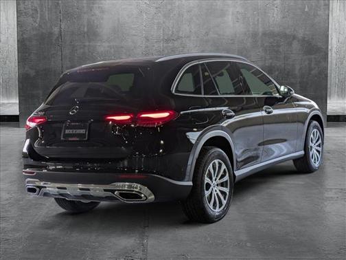 2025 Mercedes-Benz GLC 300 Base