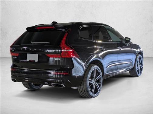 2021 Volvo XC60 R-Design