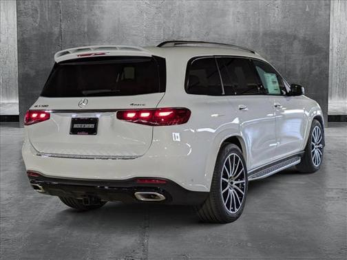 2025 Mercedes-Benz GLS 580 4MATIC