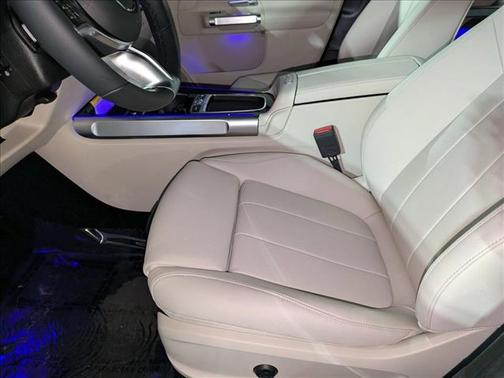 2025 Mercedes-Benz GLB 250 4MATIC