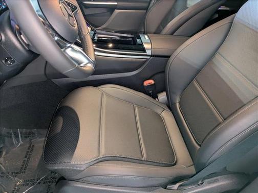 2026 Mercedes-Benz GLC 300 Base