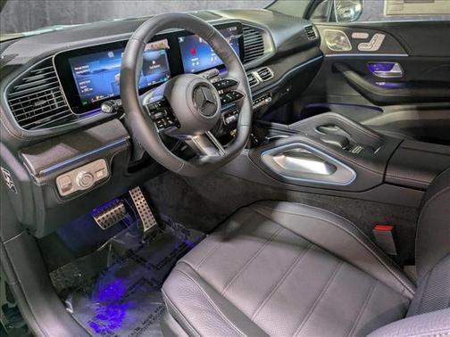 2025 Mercedes-Benz GLS 580 4MATIC
