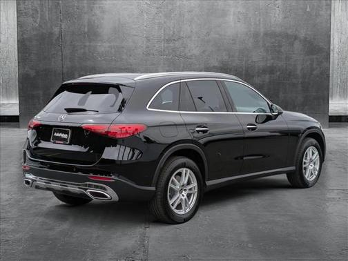 2025 Mercedes-Benz GLC 300 Base