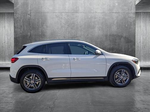 2025 Mercedes-Benz GLA 250 Base