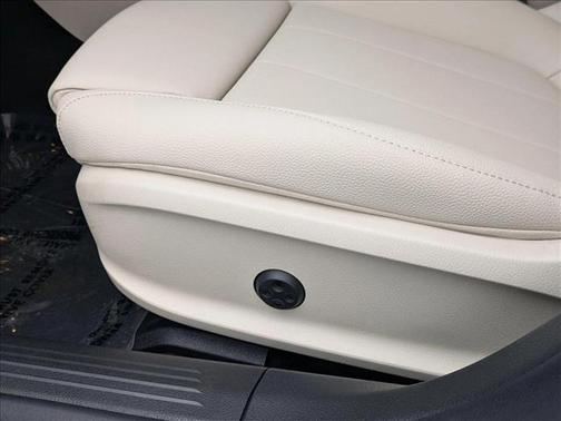 2025 Mercedes-Benz CLA 250 Base