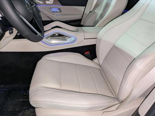 Polar White 2026 Mercedes-Benz GLE 450 4MATIC