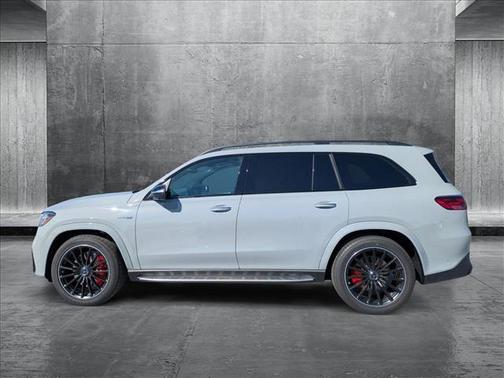 2025 Mercedes-Benz AMG GLS 63 Base