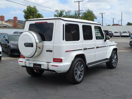 Polar White 2025 Mercedes-Benz G-Class G 550