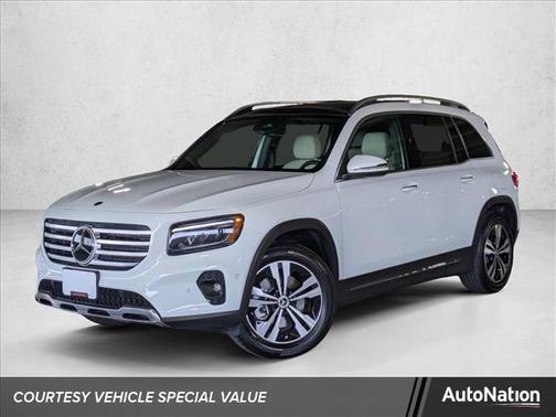 Polar White 2025 Mercedes-Benz GLB 250 4MATIC