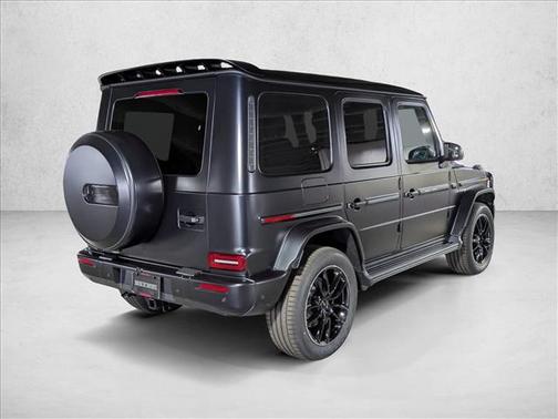 MANUFAKTUR Night Black magno 2026 Mercedes-Benz G-Class G 550