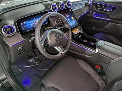 2025 Mercedes-Benz GLC 300 Base