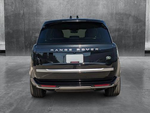 2023 Land Rover Range Rover Autobiography