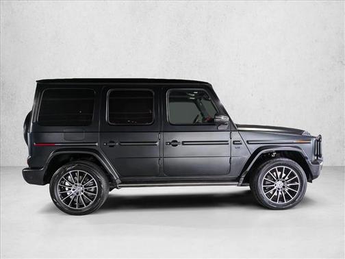 MANUFAKTUR Night Black Magno 2022 Mercedes-Benz G-Class G 550 4MATIC