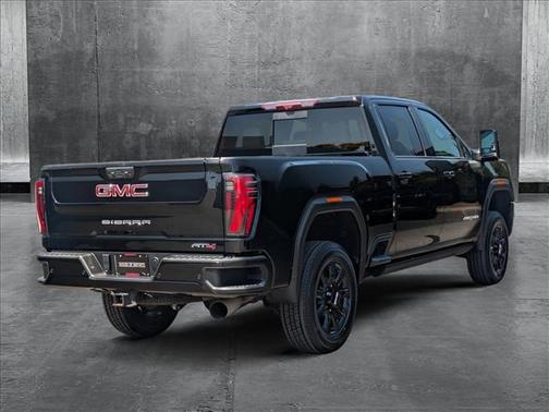2024 GMC Sierra 2500 AT4