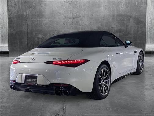 2025 Mercedes-Benz AMG SL 43 Base