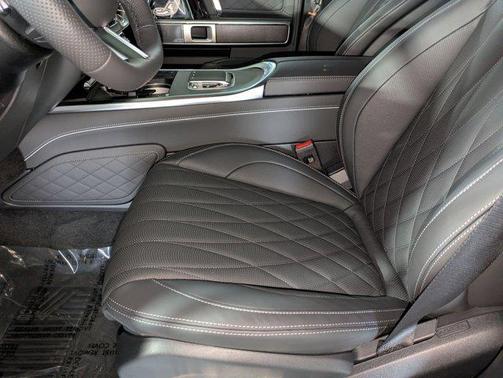 MANUFAKTUR Night Black magno 2026 Mercedes-Benz G-Class G 550