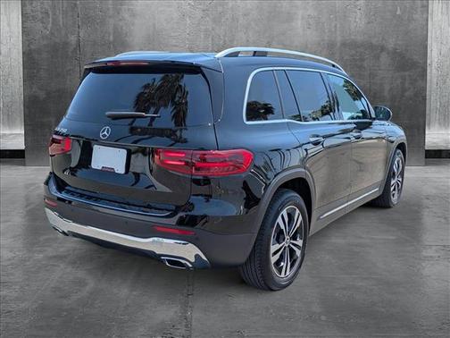 2025 Mercedes-Benz GLB 250 Base
