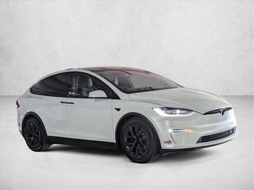 White 2024 Tesla Model X Long Range