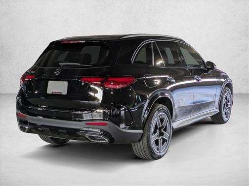 2025 Mercedes-Benz GLC 300 Base