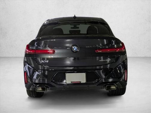 2025 BMW X4 xDrive30i