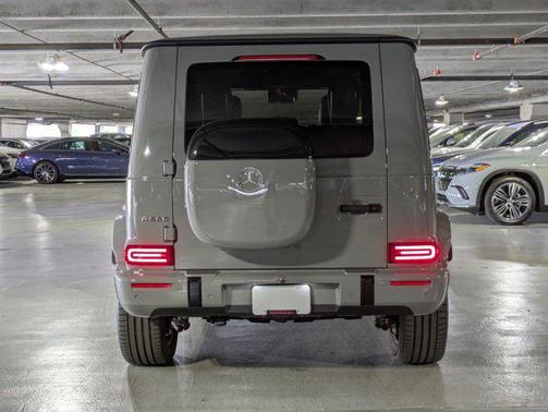 MANUFAKTUR Arabian Grey 2025 Mercedes-Benz G-Class G 580e