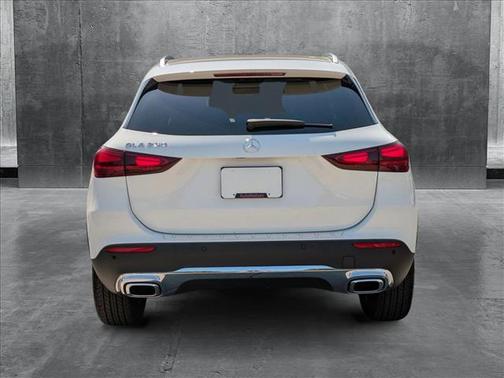 2025 Mercedes-Benz GLA 250 Base