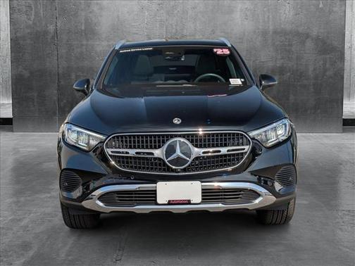 2025 Mercedes-Benz GLC 300 Base