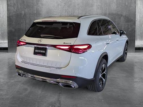 2025 Mercedes-Benz GLC 350e Base