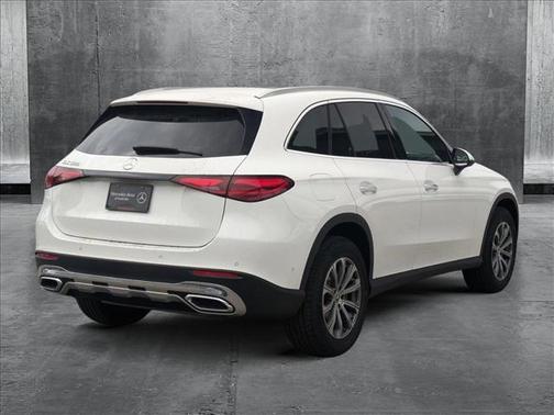 2025 Mercedes-Benz GLC 300 Base