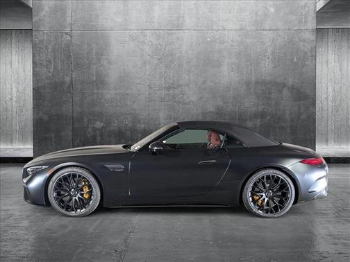 2024 Mercedes-Benz AMG SL 63 Base