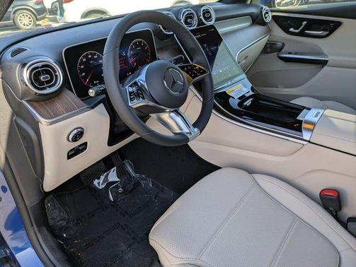 2025 Mercedes-Benz GLC 300 Base
