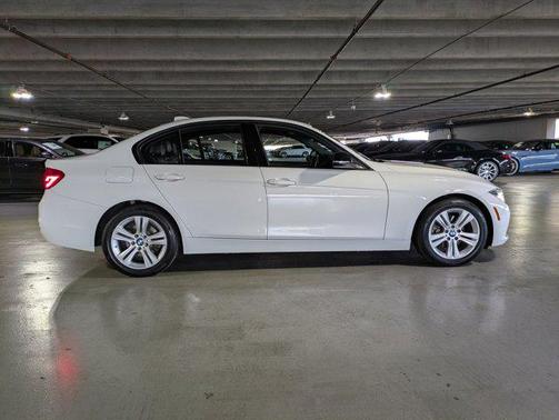 2016 BMW 328 i