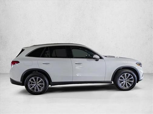 2025 Mercedes-Benz GLC 300 Base