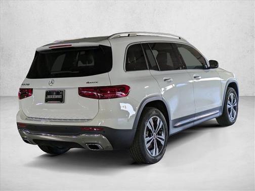 2025 Mercedes-Benz GLB 250 4MATIC