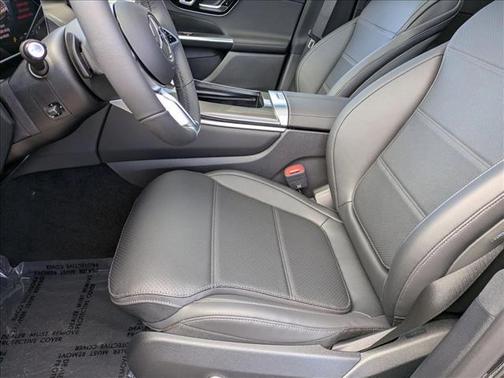 2026 Mercedes-Benz GLC 300 Base