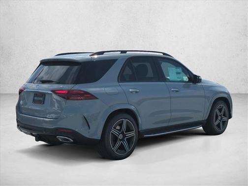 MANUFAKTUR Alpine Grey 2026 Mercedes-Benz GLE 580 4MATIC