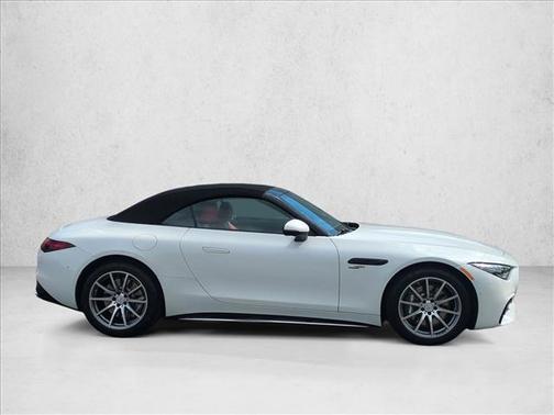 MANUFAKTUR Moonlight White Metallic 2023 Mercedes-Benz AMG SL 43 Base