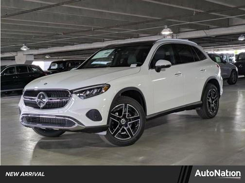 2026 Mercedes-Benz GLC 300 Base