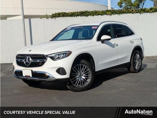 2025 Mercedes-Benz GLC 300 Base