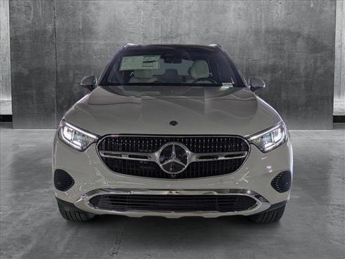 2025 Mercedes-Benz GLC 350e Base