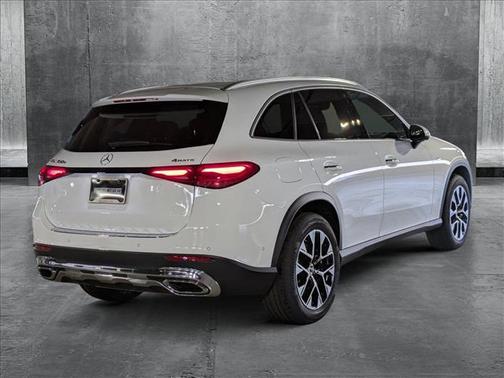 2025 Mercedes-Benz GLC 350e Base